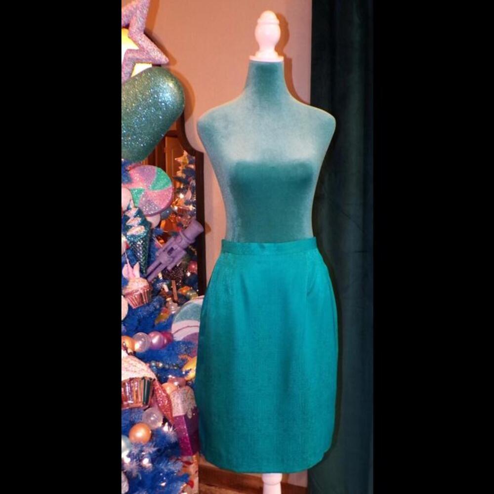 Vintage Teal Pencil Skirt - Elegant & Stylish